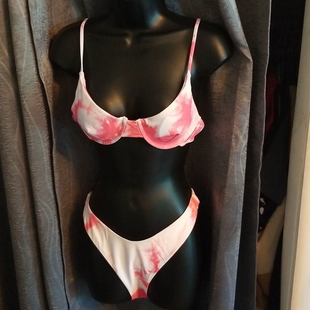 Pink & White Tyedye Bikini Set New No tags Sz.L High Waist Thong Tie Back Bikini
